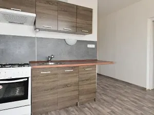 Pronájem bytu 1+1, Klášterec nad Ohří, Pionýrů, 35 m2