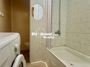 Prodej bytu 4+1, Česká Lípa, Hradecká, 98 m2