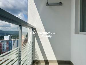 Prodej bytu 4+1, Česká Lípa, Hradecká, 98 m2