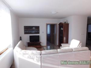 Pronájem bytu 2+kk, Praha - Újezd nad Lesy, Starokolínská, 70 m2