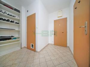 Pronájem bytu 2+kk, Praha - Vysočany, Pod Harfou, 66 m2