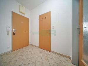 Pronájem bytu 2+kk, Praha - Vysočany, Pod Harfou, 66 m2