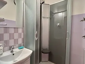Prodej bytu 2+1, Broumov, Na Pláni, 53 m2