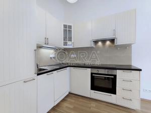 Pronájem bytu 2+kk, Praha - Holešovice, Milady Horákové, 51 m2