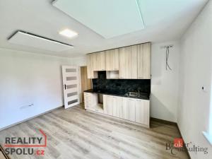 Pronájem bytu 2+kk, Opava - Předměstí, Těšínská, 36 m2