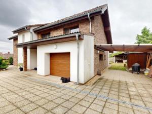 Prodej rodinného domu, Lom, Březová, 200 m2