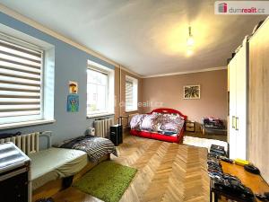 Prodej rodinného domu, Loket, Nádražní, 219 m2