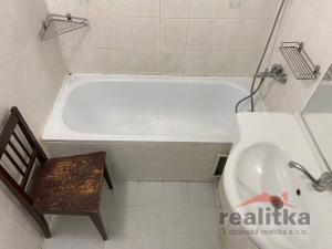 Prodej bytu 3+1, Krnov - Pod Bezručovým vrchem, Jesenická, 69 m2