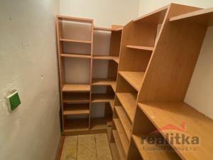 Prodej bytu 3+1, Krnov - Pod Bezručovým vrchem, Jesenická, 69 m2