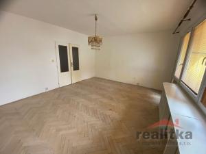 Prodej bytu 3+1, Krnov - Pod Bezručovým vrchem, Jesenická, 69 m2