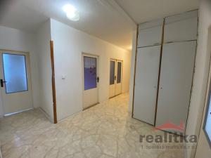 Prodej bytu 3+1, Krnov - Pod Bezručovým vrchem, Jesenická, 69 m2