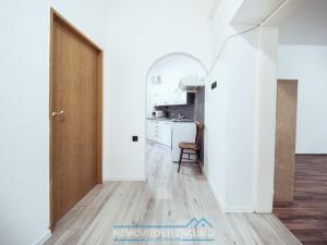 Prodej bytu 1+1, Znojmo, Rumunská, 44 m2
