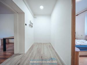 Prodej bytu 1+1, Znojmo, Rumunská, 44 m2