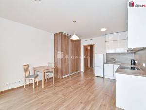 Pronájem bytu 1+kk, Praha - Kamýk, Zimova, 33 m2