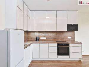 Pronájem bytu 1+kk, Praha - Kamýk, Zimova, 33 m2