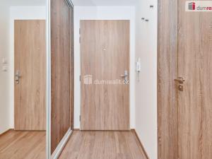 Pronájem bytu 1+kk, Praha - Kamýk, Zimova, 33 m2