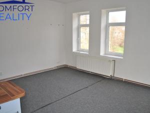 Prodej kanceláře, Loužnice, 561 m2