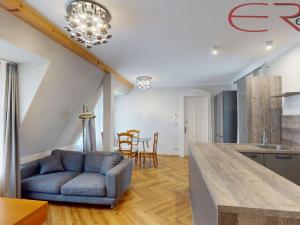 Pronájem bytu 3+kk, Jablonec nad Nisou, Komenského, 71 m2