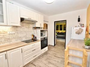 Pronájem bytu 2+1, Kolín, Míru, 60 m2