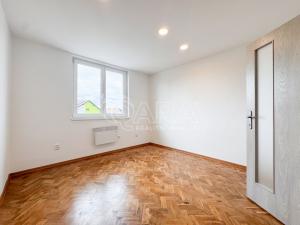 Pronájem bytu 2+1, Kaplice, Omlenická, 56 m2