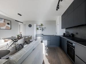 Prodej bytu 4+kk, Praha - Hostavice, Českobrodská, 115 m2