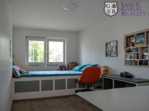 Prodej bytu 3+1, Bernartice, V zahrádce, 57 m2