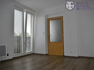Prodej bytu 3+1, Bernartice, V zahrádce, 57 m2