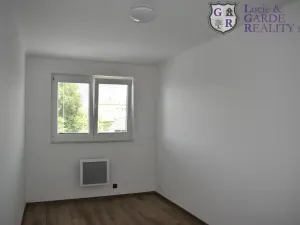 Prodej bytu 3+1, Bernartice, V zahrádce, 57 m2