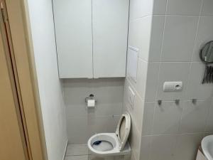 Pronájem bytu 2+kk, Praha - Libuš, Na okruhu, 43 m2