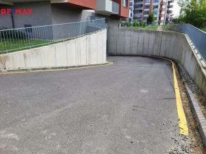 Pronájem garážového stání, Olomouc - Řepčín, Aloise Rašína, 12 m2