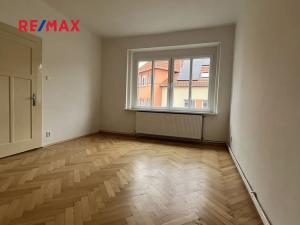 Prodej bytu 2+1, Kladno, Poštovní náměstí, 63 m2
