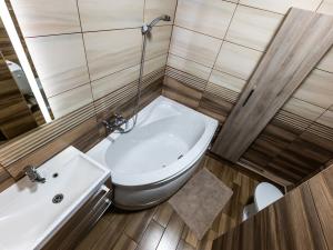 Prodej bytu 3+1, Líně, Vodárenská, 70 m2