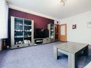 Prodej bytu 4+1, Zlín, Křiby, 90 m2
