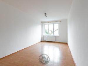 Prodej bytu 2+1, Kynšperk nad Ohří, Jana Nerudy, 52 m2