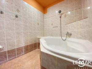 Prodej bytu 4+1, Lipník nad Bečvou, Zahradní, 84 m2