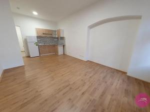 Pronájem bytu 1+kk, Olomouc, Uhelná, 33 m2