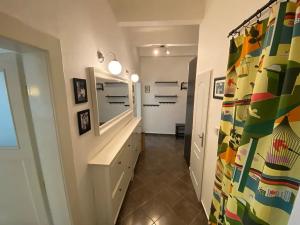 Pronájem bytu 2+kk, Praha - Strašnice, Černokostelecká, 52 m2