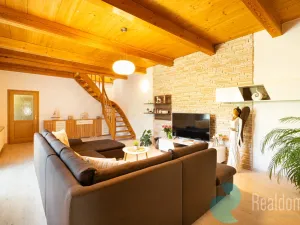 Prodej výrobních prostor, Ponědrážka, 165 m2