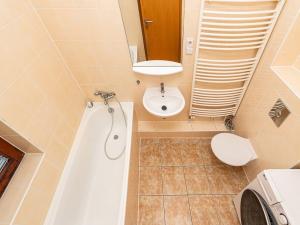 Prodej bytu 2+kk, Praha - Řepy, Čistovická, 45 m2