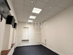 Pronájem kanceláře, Frýdek-Místek, Zámecké nám., 25 m2
