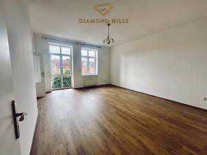 Pronájem bytu 2+1, Praha, Za kovárnou, 74 m2