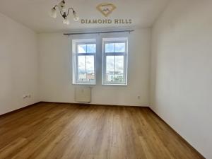 Pronájem bytu 2+1, Praha, Za kovárnou, 74 m2