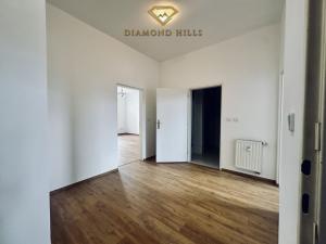 Pronájem bytu 2+1, Praha, Za kovárnou, 74 m2