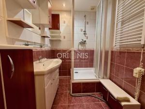Prodej bytu 3+1, Chomutov, Svahová, 67 m2