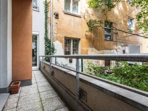 Pronájem bytu 2+kk, Praha - Vršovice, Petrohradská, 66 m2