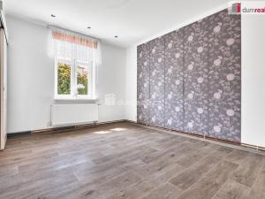 Prodej bytu 4+1, Karlovy Vary - Drahovice, Zbrojnická, 75 m2