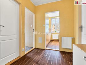 Prodej bytu 4+1, Karlovy Vary - Drahovice, Zbrojnická, 75 m2