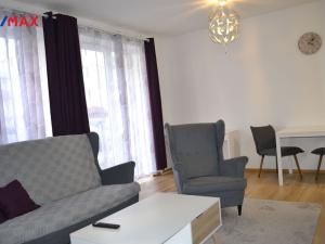 Prodej bytu 1+kk, Cerhenice, Za Cukrovarem, 37 m2