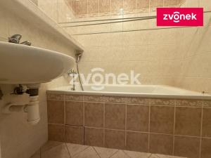 Pronájem bytu 2+1, Zlín, Dukelská, 52 m2