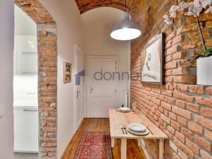 Pronájem bytu 1+1, Praha, Hálkova, 33 m2